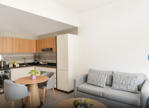 1 Bedroom Executive Apartment Near Internet Metro 5 Luxury Bookings