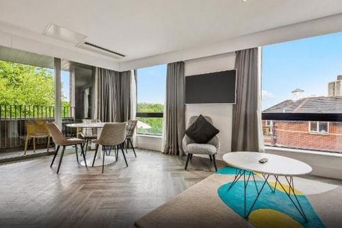 Two Bedroom Apartment Near Stratford Park LON 2 Luxury Bookings