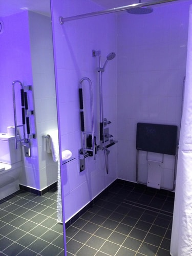 King Room Near The Crane Building London LON 5 Luxury Bookings