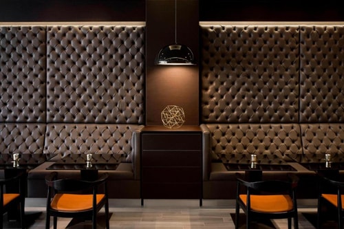 Queen Room Near  Starbucks MIA 6 Luxury Bookings