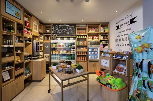 King Or Twin Room Near The B1 Mall Duabi 10 Luxury Bookings