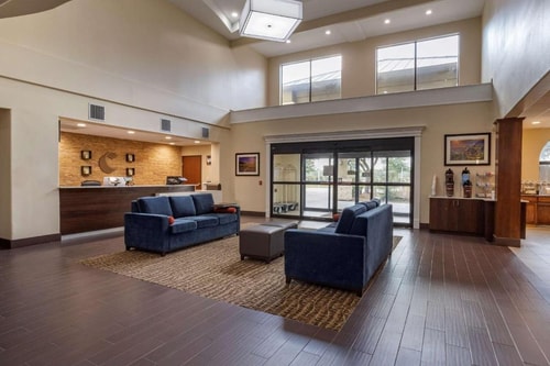 Queen Room Near Methodist Training Center HOU 5 Luxury Bookings