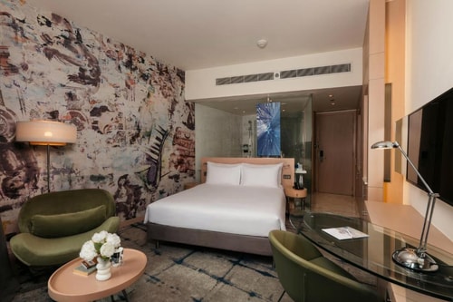 Standard King Or Twin Room Near AmericanUniversity 3 Luxury Bookings