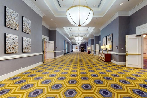 King Room Near Heart of Texas Classic DAL 10 Luxury Bookings