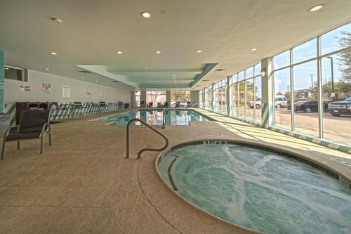 Standard Room Near Pima Medical Institute HOU 11 Luxury Bookings