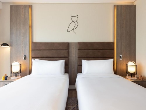 Deluxe King Or Twin Room Near Palm West Beach 3 Luxury Bookings