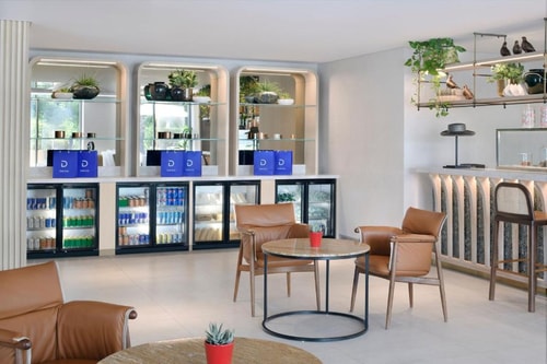 Standard King Room Near GC East Park Dubai 8 Luxury Bookings