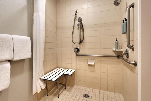 King Studio With Sofa Bed Near Cullen Park HOU 6 Luxury Bookings