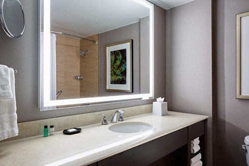 Guest Room Near Celebration of Life Park DAL 2 Luxury Bookings