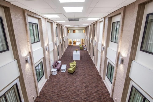 King Room Near ELCO Administrative Services DAL 9 Luxury Bookings
