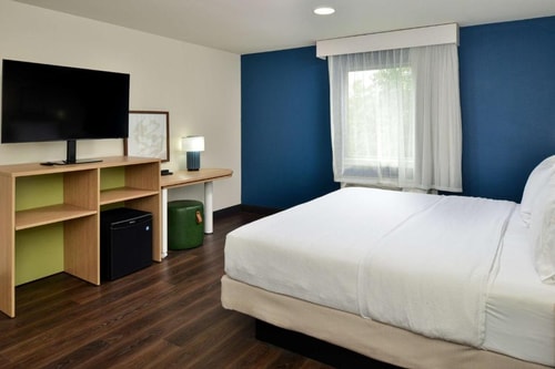 King Room Near Mathur Law Offices PC DAL 5 Luxury Bookings
