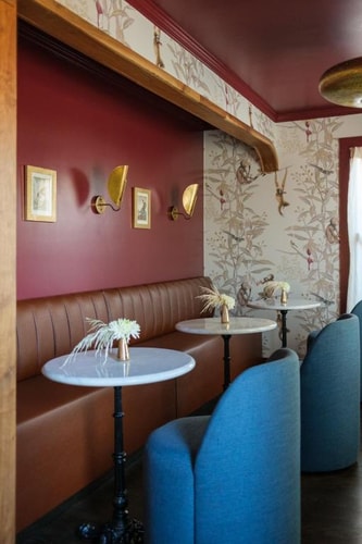 Standard Twin Room Near The UPS Store DAL 11 Luxury Bookings