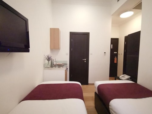 Double Or Twin Room Near Kildare Gardens LON 1 Luxury Bookings