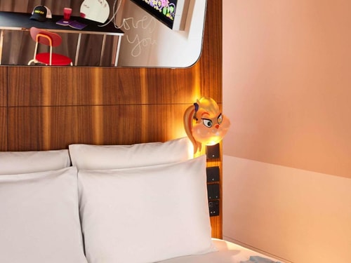 Double Or Twin Room Near Binghatti Skyrise Dubai 3 Luxury Bookings