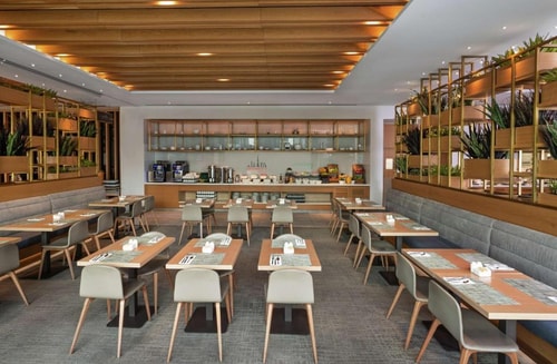 King Or Twin Room Near The B1 Mall Duabi 9 Luxury Bookings