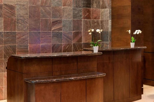 King Room Near George Bush Park HOU 4 Luxury Bookings