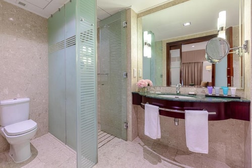 One Bedroom Apartment Near Central Park Towers 4 Luxury Bookings