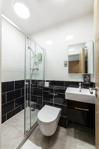 Executive Apartment Near Sobell Leisure Centre LON 7 Luxury Bookings