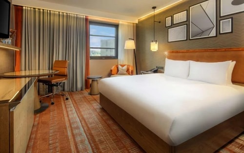 King Room Near Potters Fields Park LON 1 Luxury Bookings