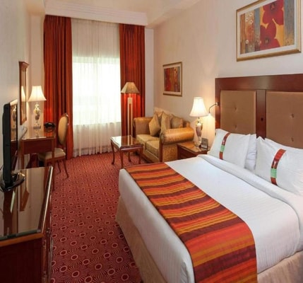 Deluxe Double Room Near Medeor Hospital Dubai 1 Luxury Bookings