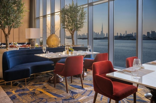 Deluxe King Room Near The Palace Site Office Dubai 11 Luxury Bookings