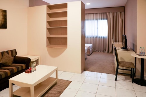 Studio Apartment Near Bur Juman Mall 1 Luxury Bookings