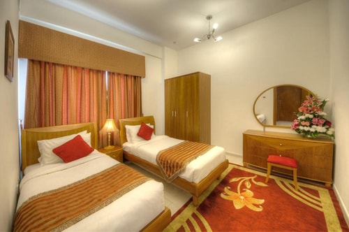 Deluxe Two Bedroom Apartment Near Mall Of Emirates Luxury Bookings