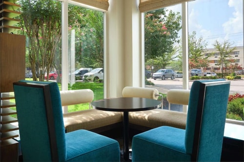 King Room Near US Treasury Department HOU 7 Luxury Bookings