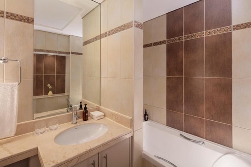 One Bedroom Business Suite Near Dubai Jewel Tower 6 Luxury Bookings