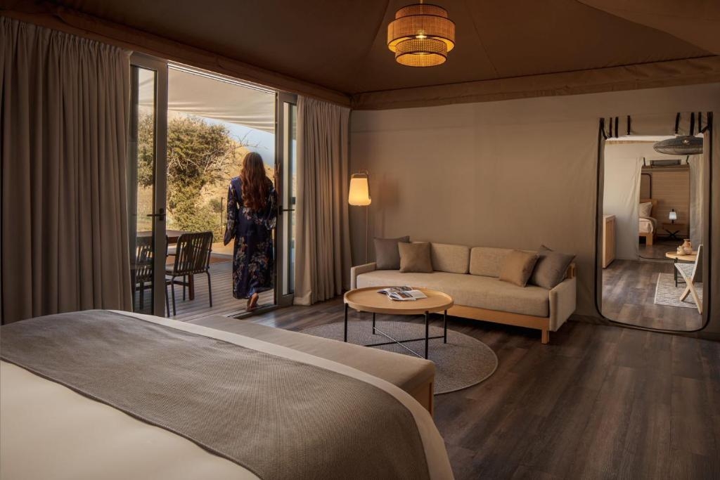 2 Bedroom Tent With Pool Near Al Shuwaib Bus Stop Luxury Bookings