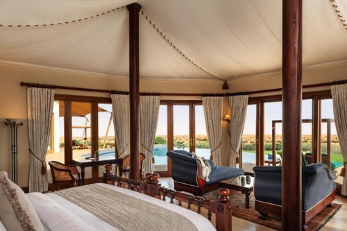 Two Bedroom Royal Villa With Pool Near Murqquab Luxury Bookings