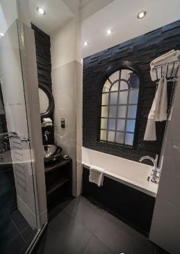 Standard Double Room Near Cine Lumiere LON 5 Luxury Bookings