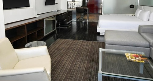 Studio Room Near Prettyboy Entertaiment LLC LAS 2 Luxury Bookings