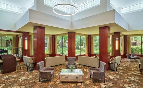 King Room Near American Medical Response HOU 4 Luxury Bookings