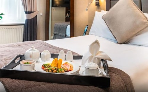 Double Or Twin Room Near Activemine Pilates LON 6 Luxury Bookings