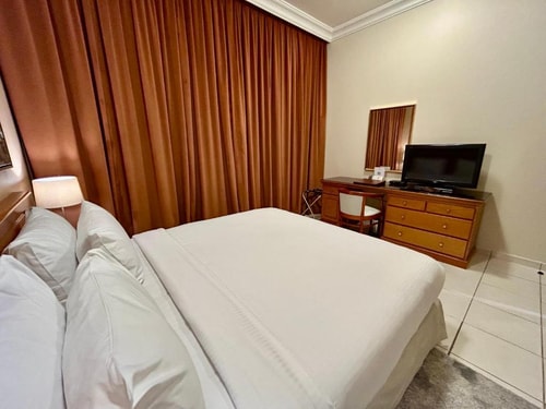 Family One Bedroom Apartment Near Medeor Hospital 3 Luxury Bookings