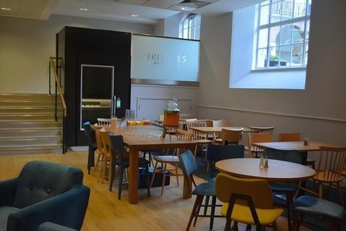 Double Room Near Facial Pain Clinic LON 13 Luxury Bookings
