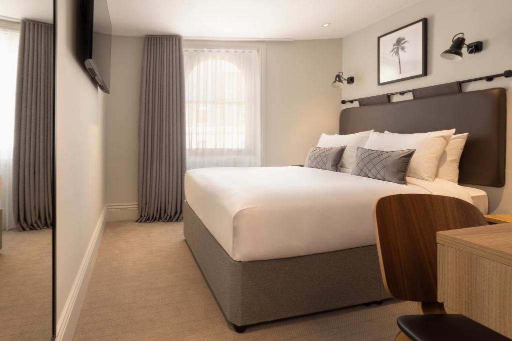 Standard Double Room Near The Leinster LON Luxury Bookings