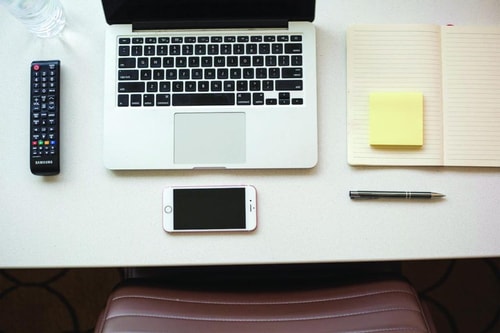 Standard King Room Near GC East Park Dubai 3 Luxury Bookings