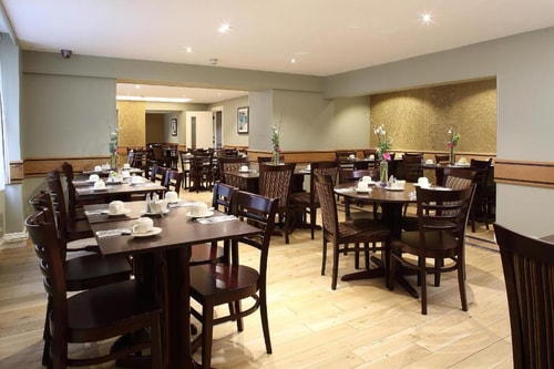 Double Or Twin Room Near Royal Mail Postbox LON 9 Luxury Bookings