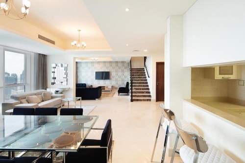 Studio Apartment Near Skyview Tower Pool 6 Luxury Bookings