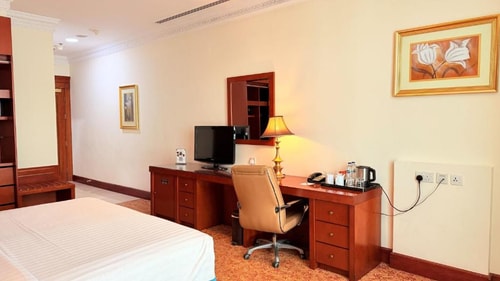 Superior Room Near Carryfood Supermarket 2 Luxury Bookings