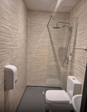 Standard Room Near Ifex London LON 7 Luxury Bookings
