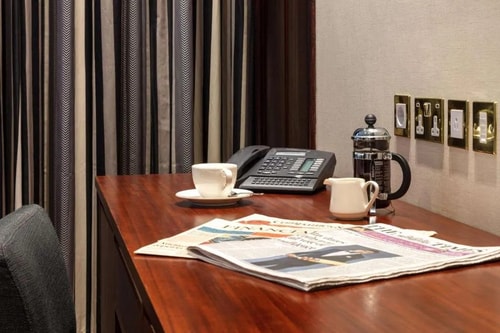 Standard Room Near East Lawn LON 3 Luxury Bookings