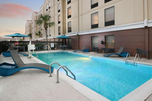 King Room Near Texas Oncology Medical Center HOU 11 Luxury Bookings