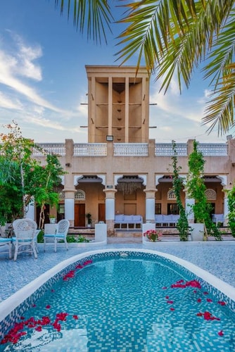 Deluxe Double Room Near Al Shindagha Museum 12 Luxury Bookings