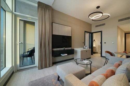 One Bedroom Suite Near Water Town Damac Hill 2 3 Luxury Bookings
