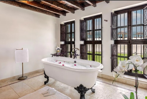 Luxury Two Bedroom Villa with Private Pool 4 Luxury Bookings