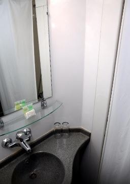 Double Room Near Norfolk Square Garden LON 6 Luxury Bookings