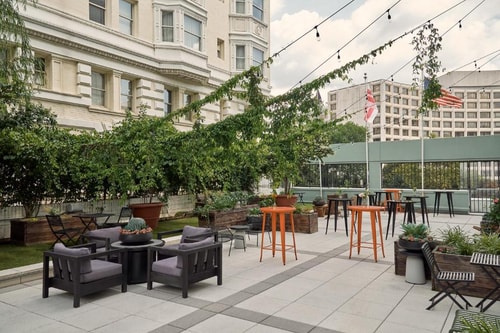 Deluxe King Or Twin Room Near Consulate Poland WDC 10 Luxury Bookings